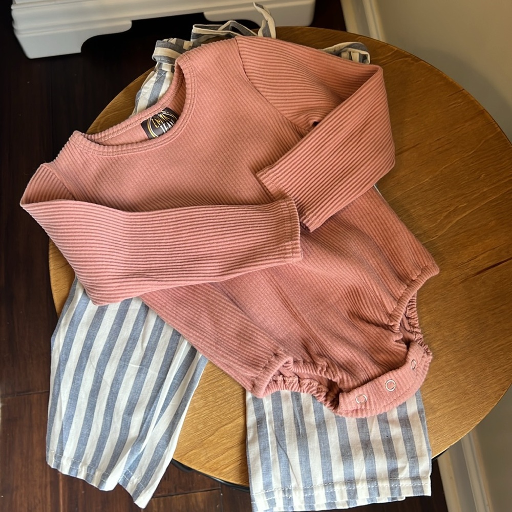 Emma Jean outfit Size 24M